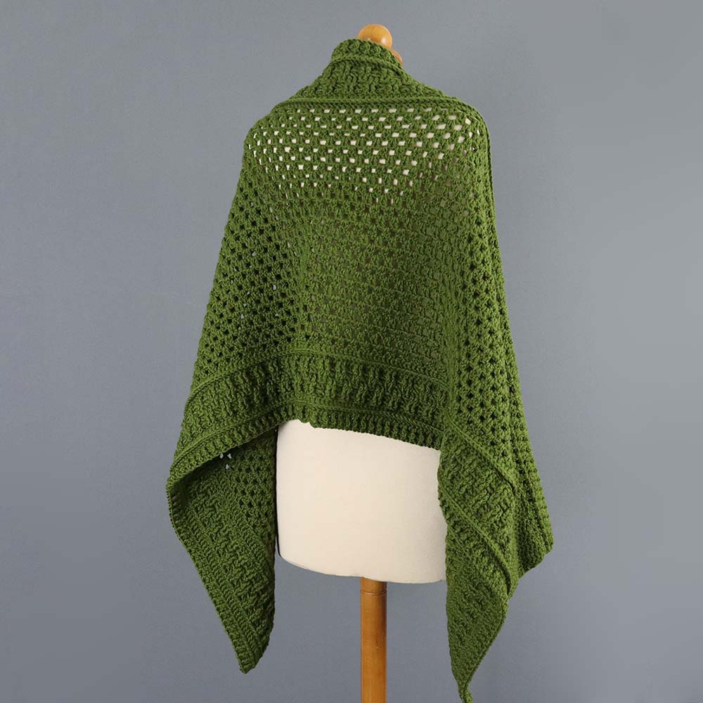 textures and grannies pockets shawl by kiki crochet patterns