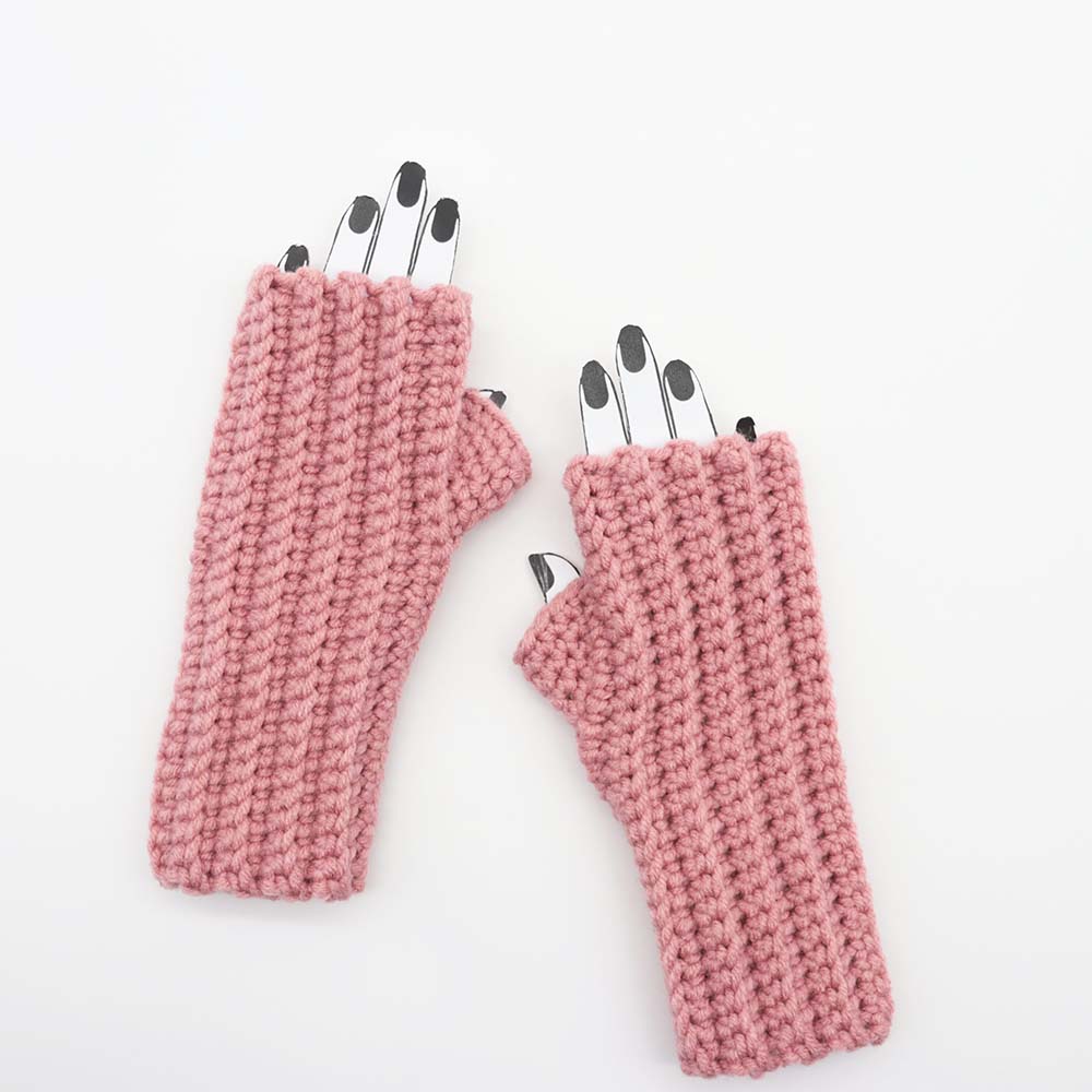 Dusty Pink Fingerless Gloves Crochet Pattern